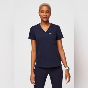 Figs Catarina One-Pocket Scrub Top